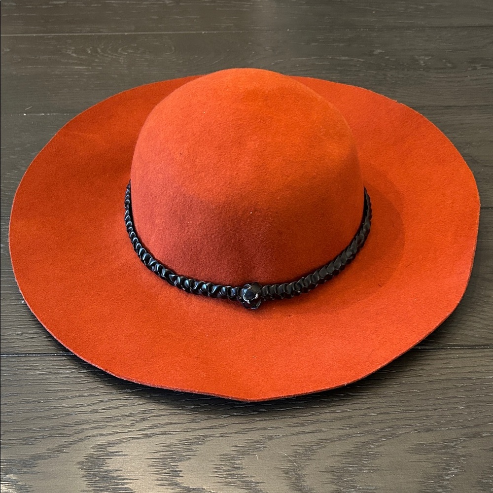 Forever 21 100% Wool Hat. One Size